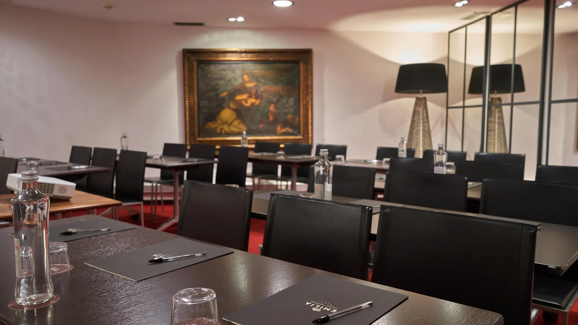 Hotel Villa Emilia Barcelona 4*,